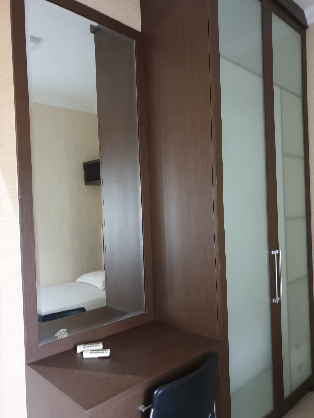 DiSewakan Apartemen Fully Furnished Crown Court Lippo Cikarang